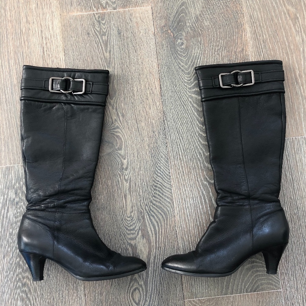 Women's Calvin Klein Belize Boot - Size 6 - Black